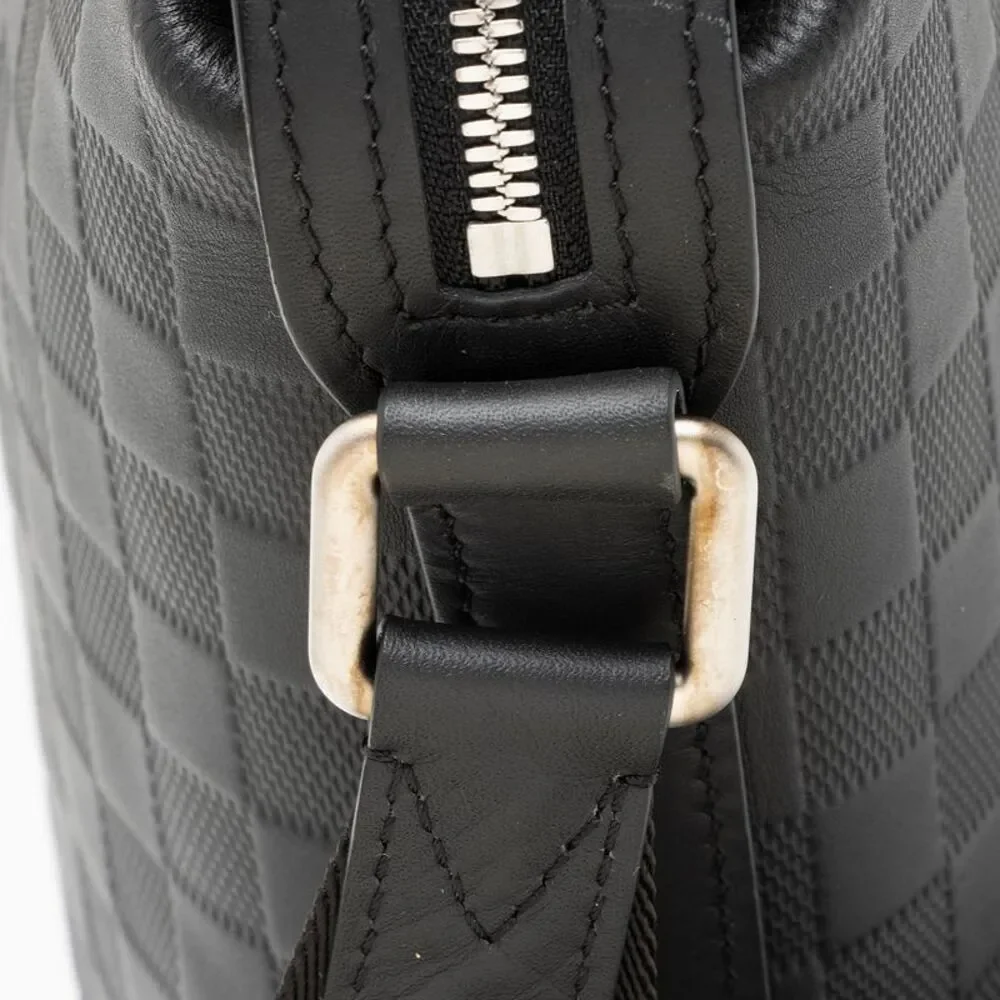 Louis Vuitton Damier Infini Discovery PM Messenger